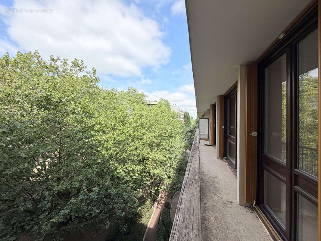 4 pièces 66 m² traversant sud - Balcon, 2 parkings - Fontenay-le-Fleury - photo 3