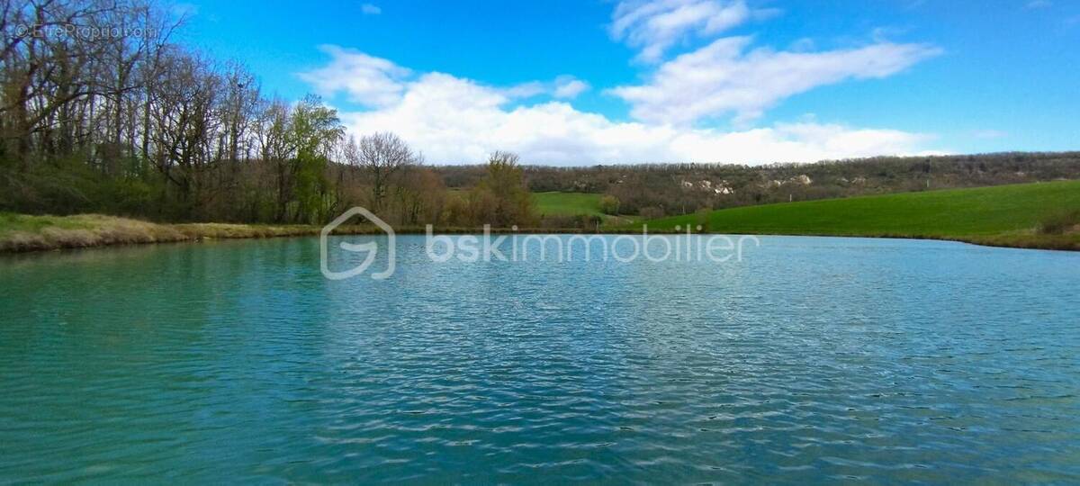 Terrain à PENNE-D'AGENAIS