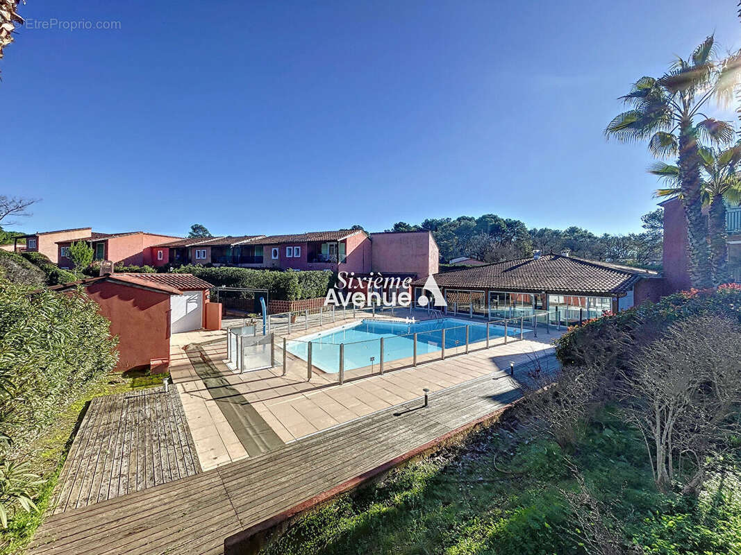 Appartement à MOUANS-SARTOUX