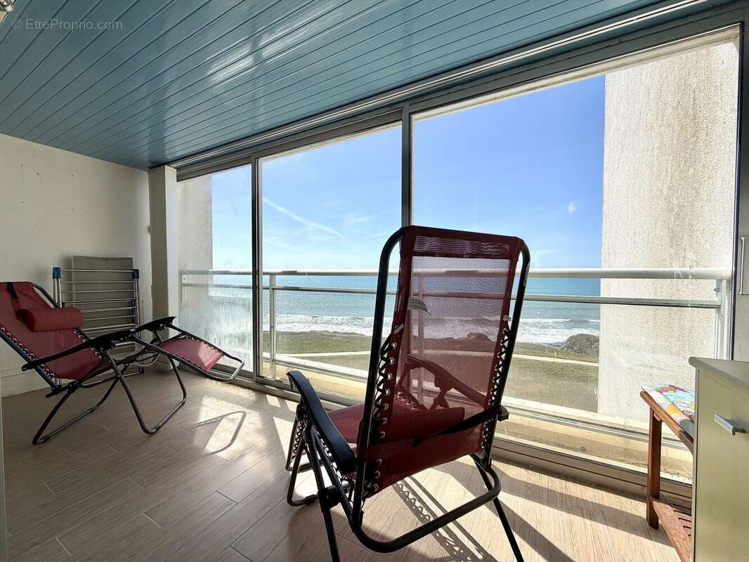 Loggia - Appartement à SAINT-HILAIRE-DE-RIEZ