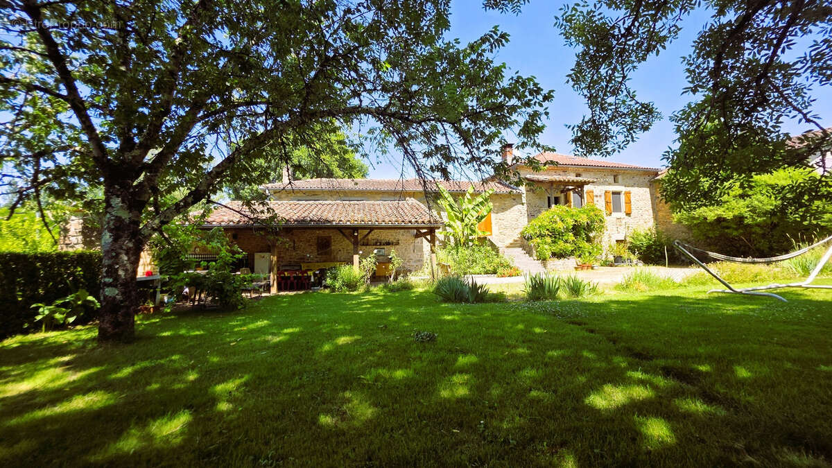 Propriété de charme aux Portes du Tarn et du Quercy - photo 12