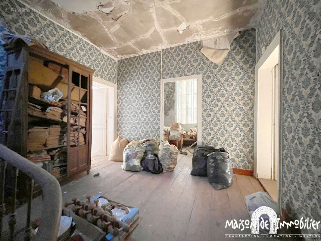 Maison à SAINT-MARTIAL-SUR-NE