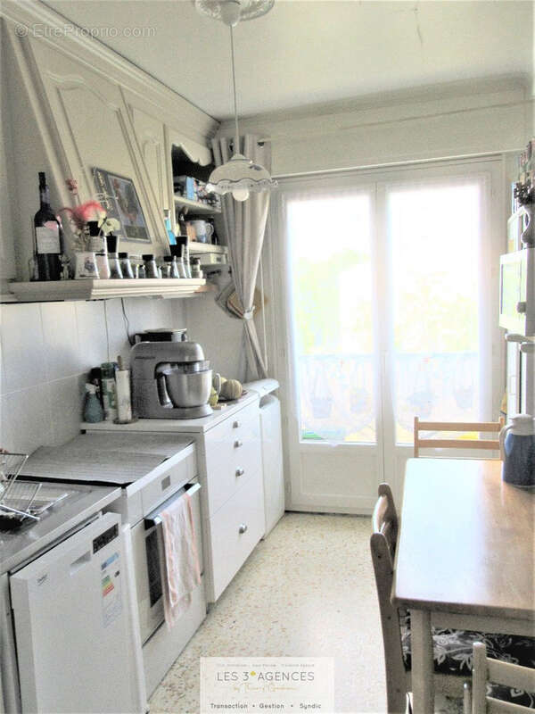 Appartement à COGOLIN