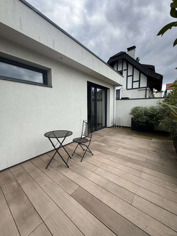 Maison à SAINT-MAUR-DES-FOSSES