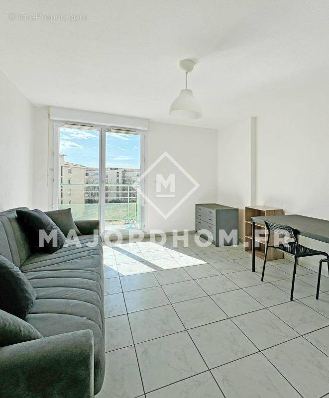 Appartement à MARSEILLE-5E