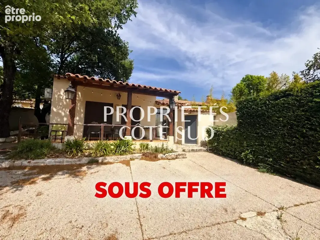 Maison à LES ANGLES