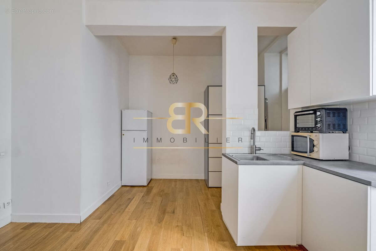 Appartement à PARIS-9E