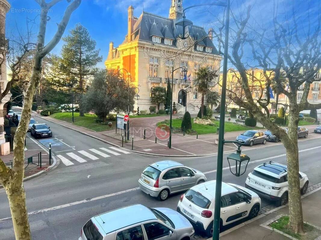 Appartement à LE RAINCY