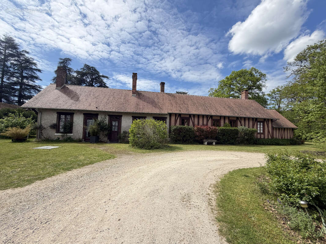 Maison à LIGNY-LE-RIBAULT