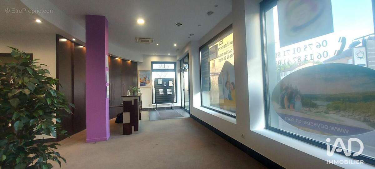 Photo 3 - Commerce à TALANGE