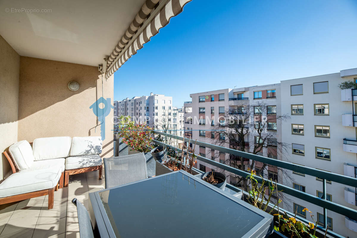 Appartement à LYON-8E