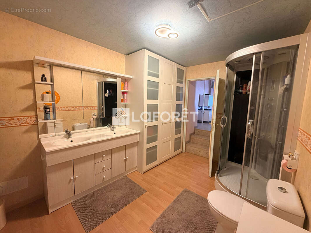 Maison Trépail 7 pièces - photo 10