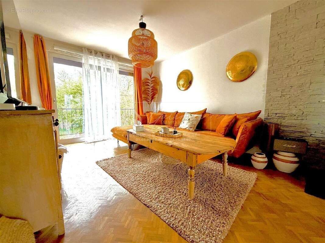 Maison à MILLY-LA-FORET