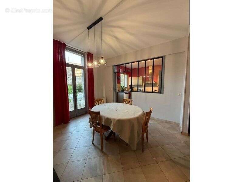 Maison 183 m² à Sens  - photo 3
