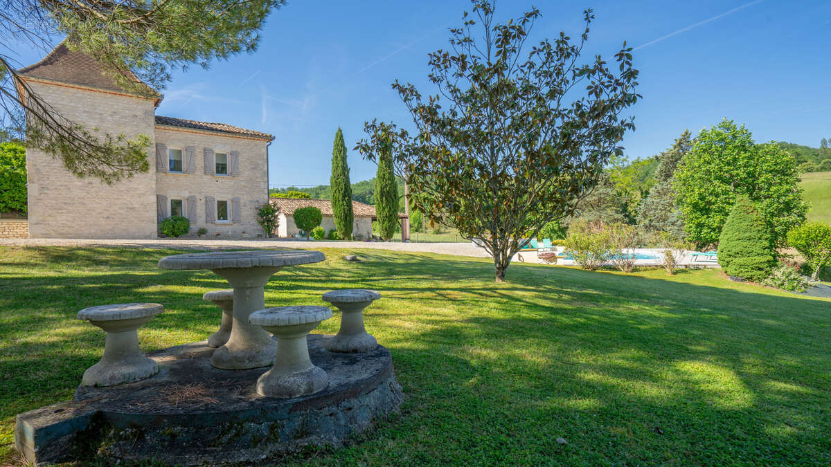 Maison à TREJOULS