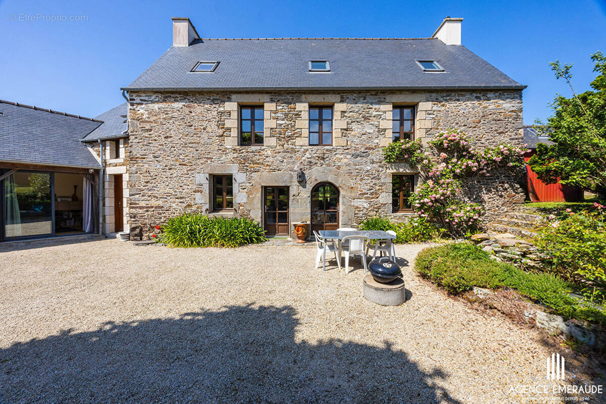 Maison à PLEURTUIT