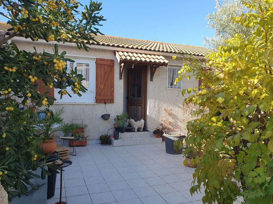 Maison à BESSAN
