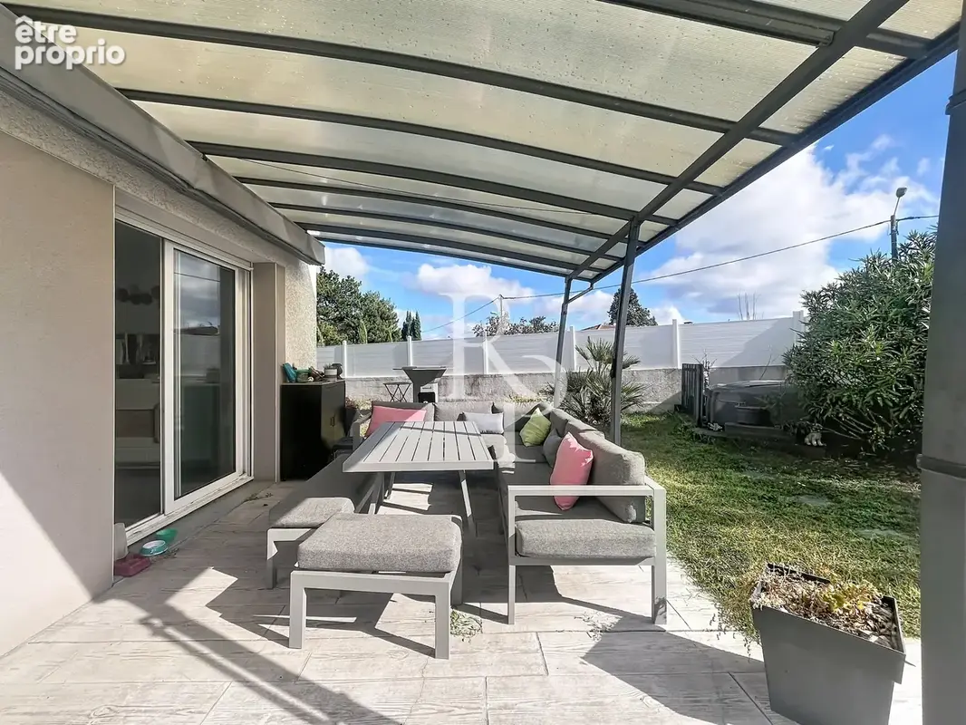 Maison récente 2019   88 m2   3 chambres   Piscine   Garage   Grézieu-la-Varenne - photo 1