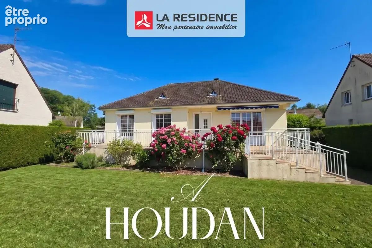 Photo Maison à Houdan au prix de 380 000€