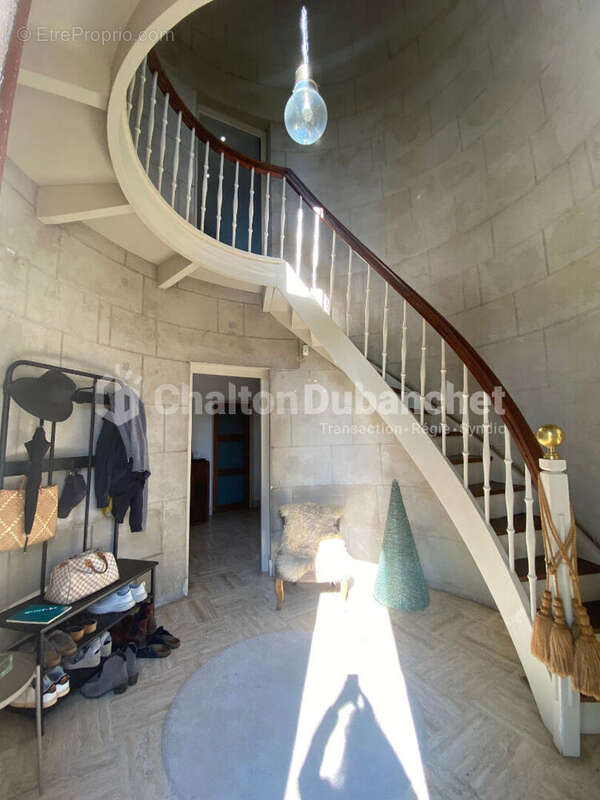 Maison à VEAUCHETTE