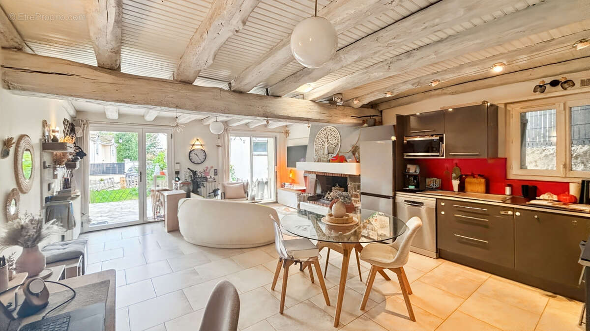 Maison à JOUARS-PONTCHARTRAIN