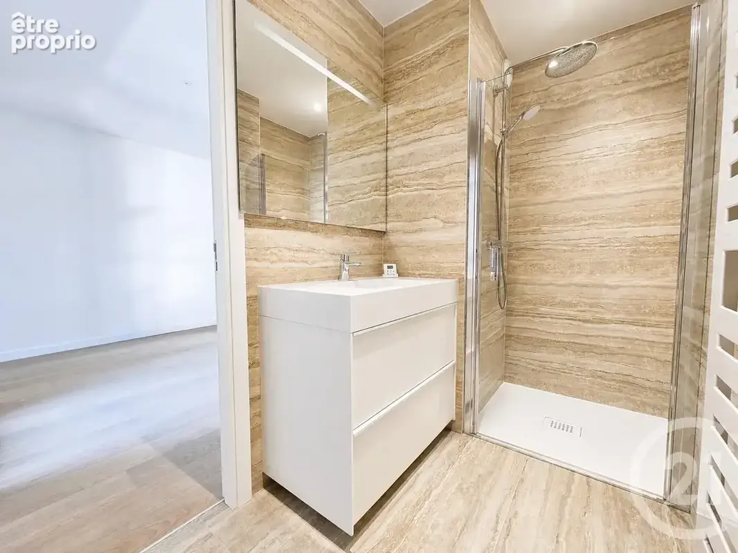 Appartement 81 m² à Saint-Maur-Des-Fosses  - photo 7