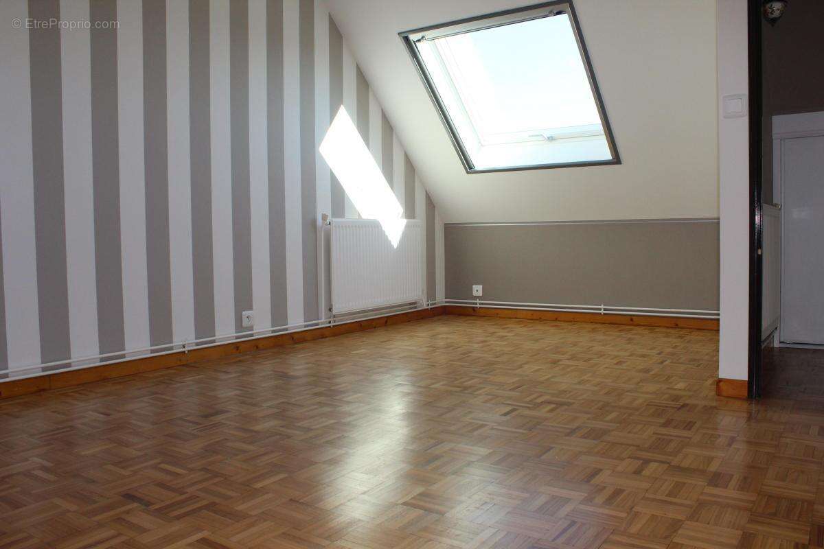 Maison à LE QUESNOY