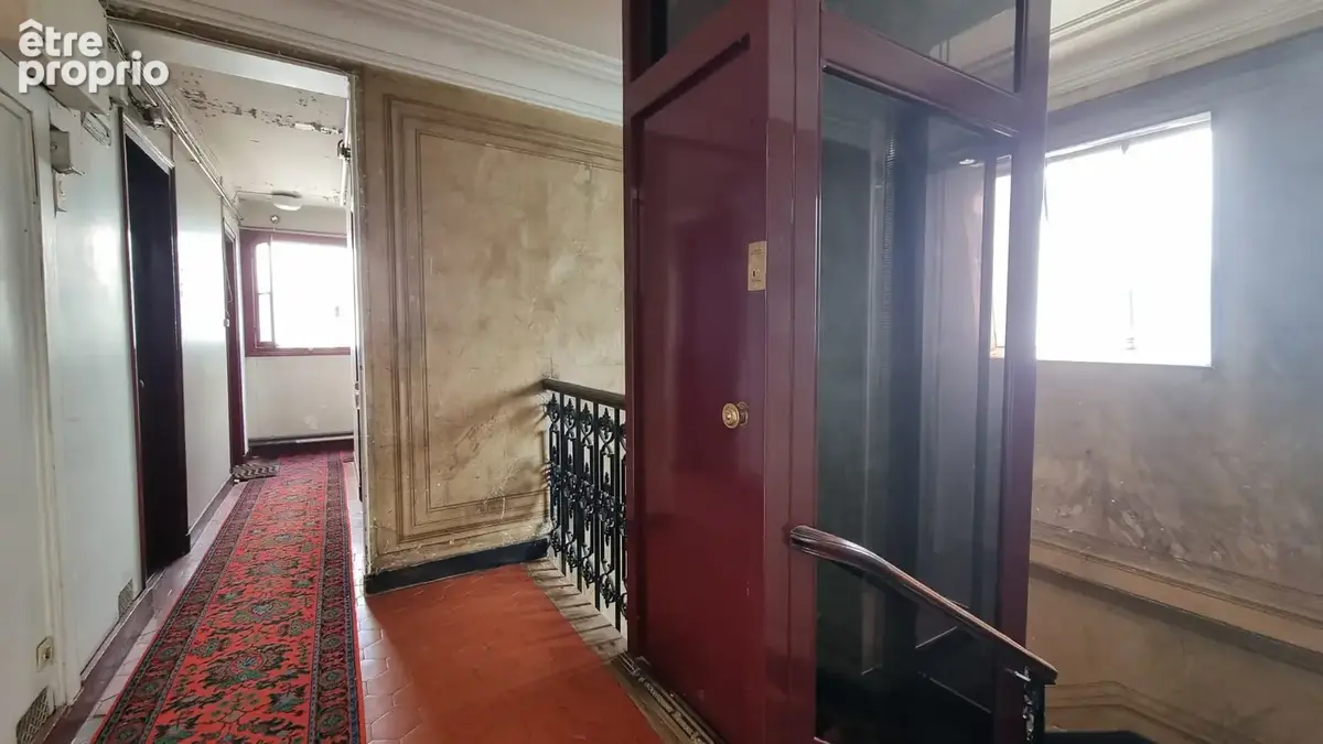 Chambre de service sans WC - dernier étage avec ascenseur - photo 2