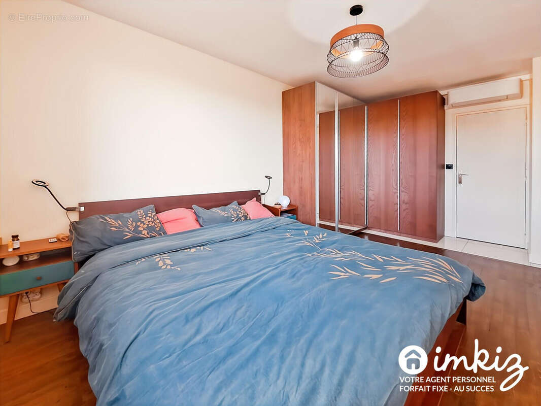 Gratte ciel - T3 70 m² avec balcon, DPE C - photo 11