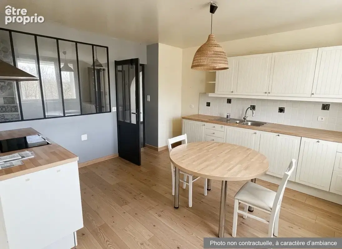 Vente maison, 10 pièces, 6 chambres, 265 m2, terrain 1043 m2 LURE - photo 8