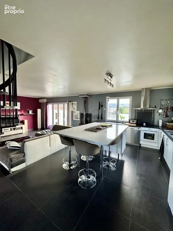 Villa indépendante 155 m2 avec garage, jardin et dépendance - photo 3