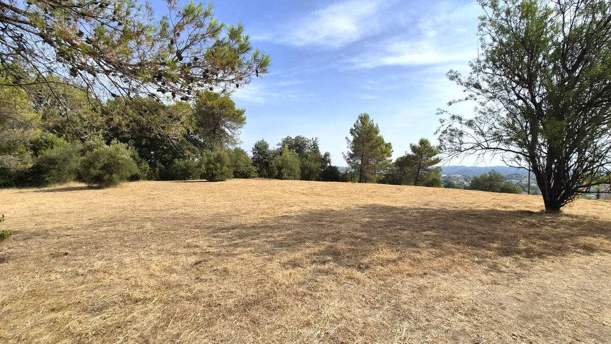 Terrain à ALES