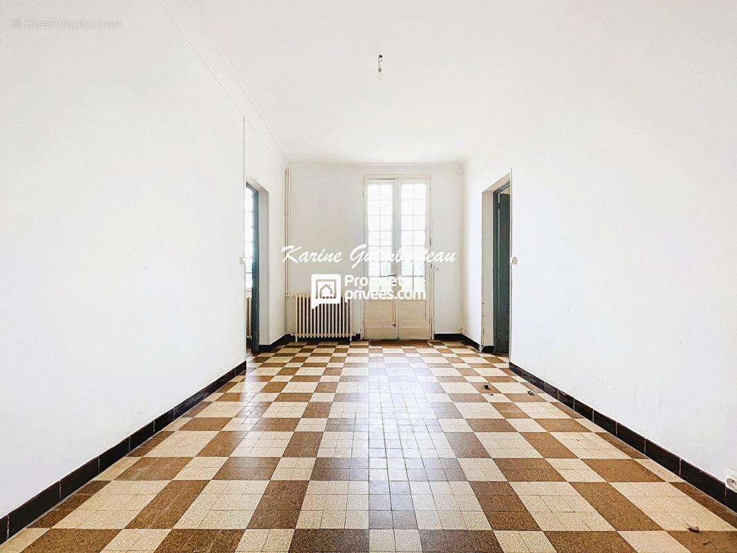 Maison à FRONSAC