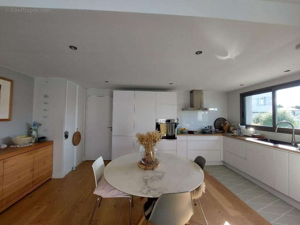 Maison à SAINT-PAIR-SUR-MER