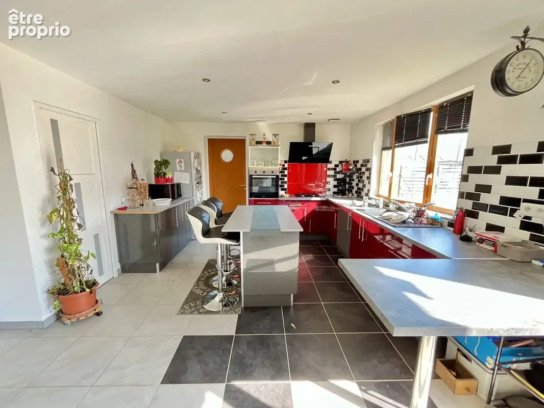 Maison 120 m² à Fay-Aux-Loges  - photo 4