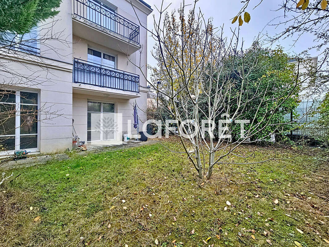 Appartement à MOISSY-CRAMAYEL