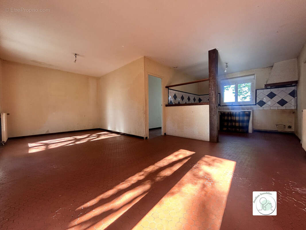 Maison 110 m² à Pugnac  - photo 4