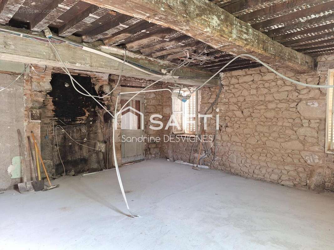 Photo 2 - Maison à SAINT-LEGER-SOUS-BEUVRAY