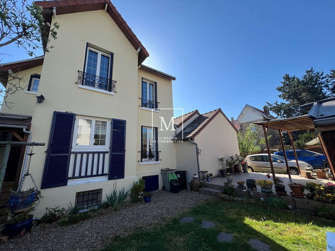 Maison à MAISONS-LAFFITTE