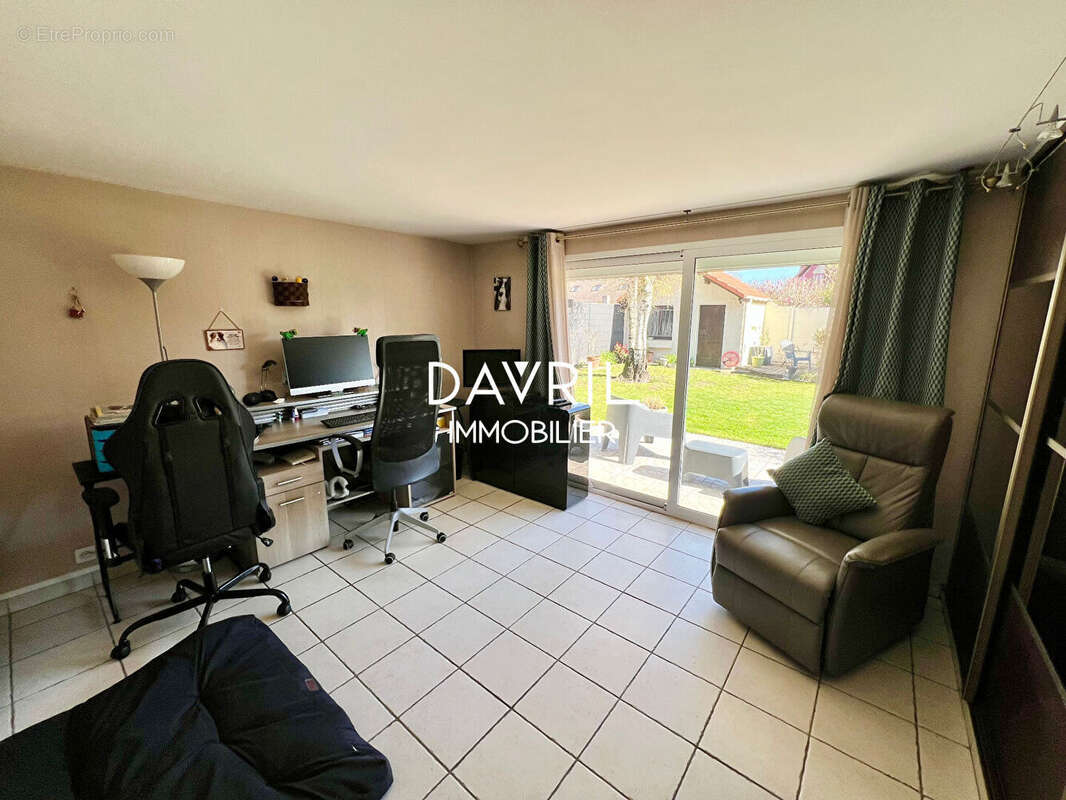 Maison à CONFLANS-SAINTE-HONORINE