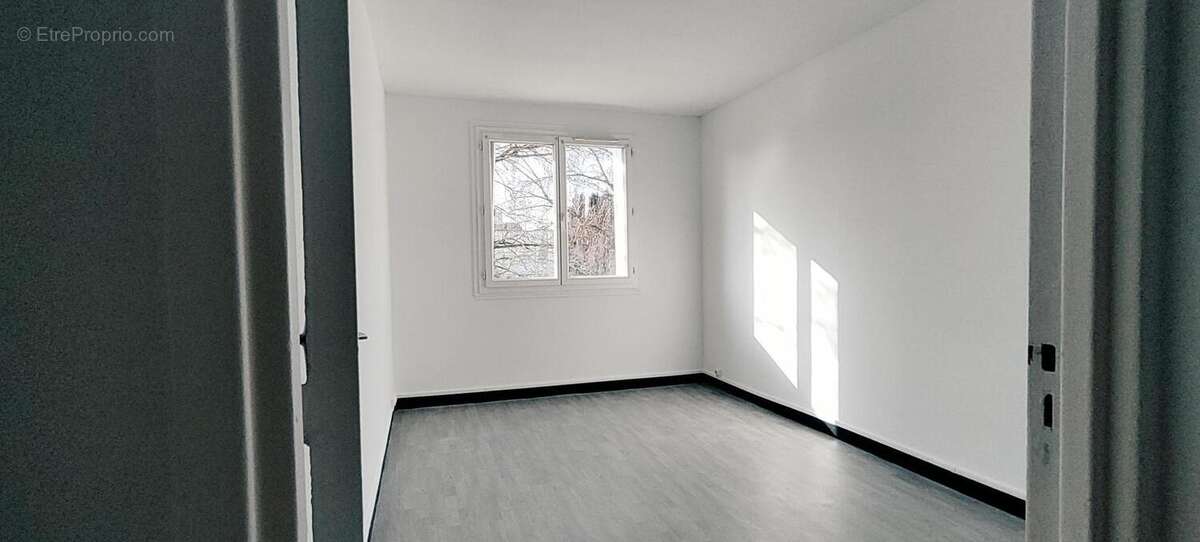 Appartement T3 60m² - Crépy-en-Valois - 3650.1.5.35 - photo 4