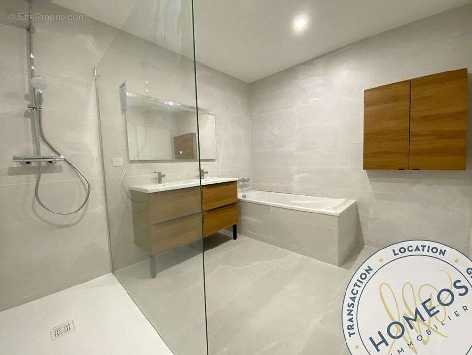 Maison 152 m² à Tossiat  - photo 946