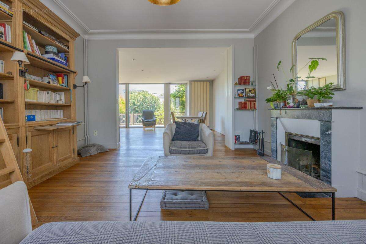 Maison de caractère de 222m2 - photo 2