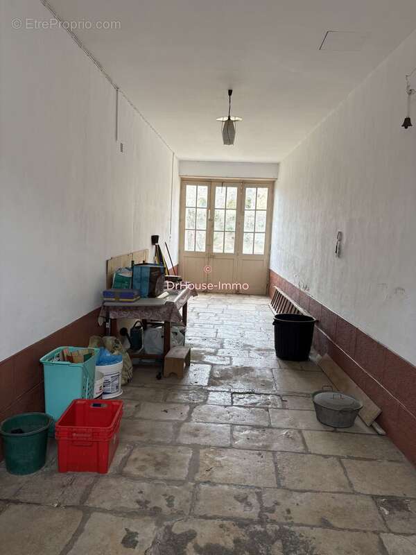 Maison 120 m² à Gencay  - photo 53