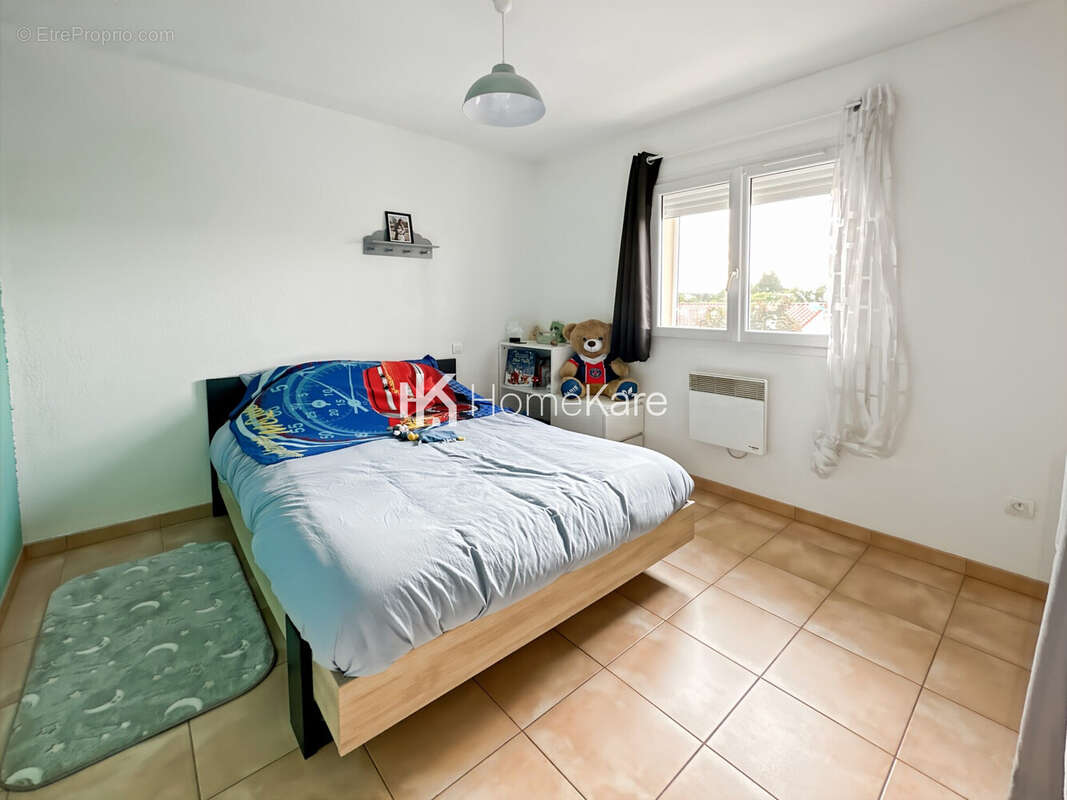 Maison 110 m² à Berat  - photo 9