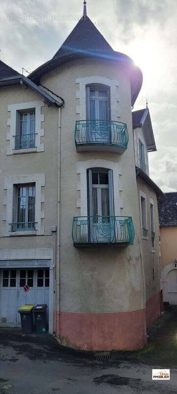 Appartement à ALLASSAC