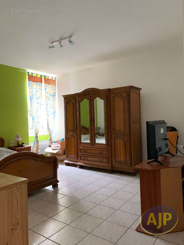 Appartement à SEGRE