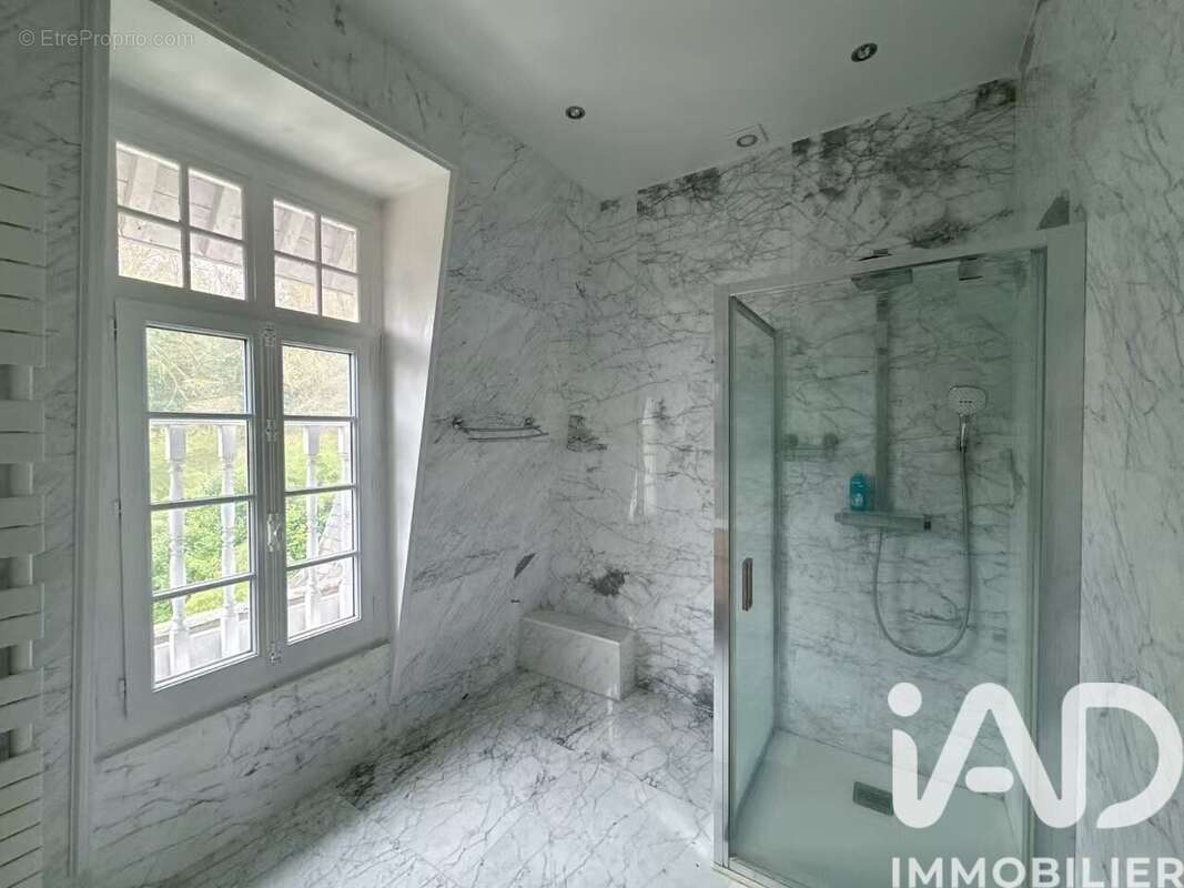 Photo 9 - Maison à LOUVECIENNES