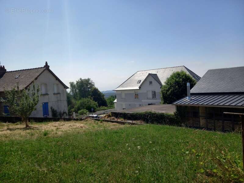 Maison à RIEUPEYROUX