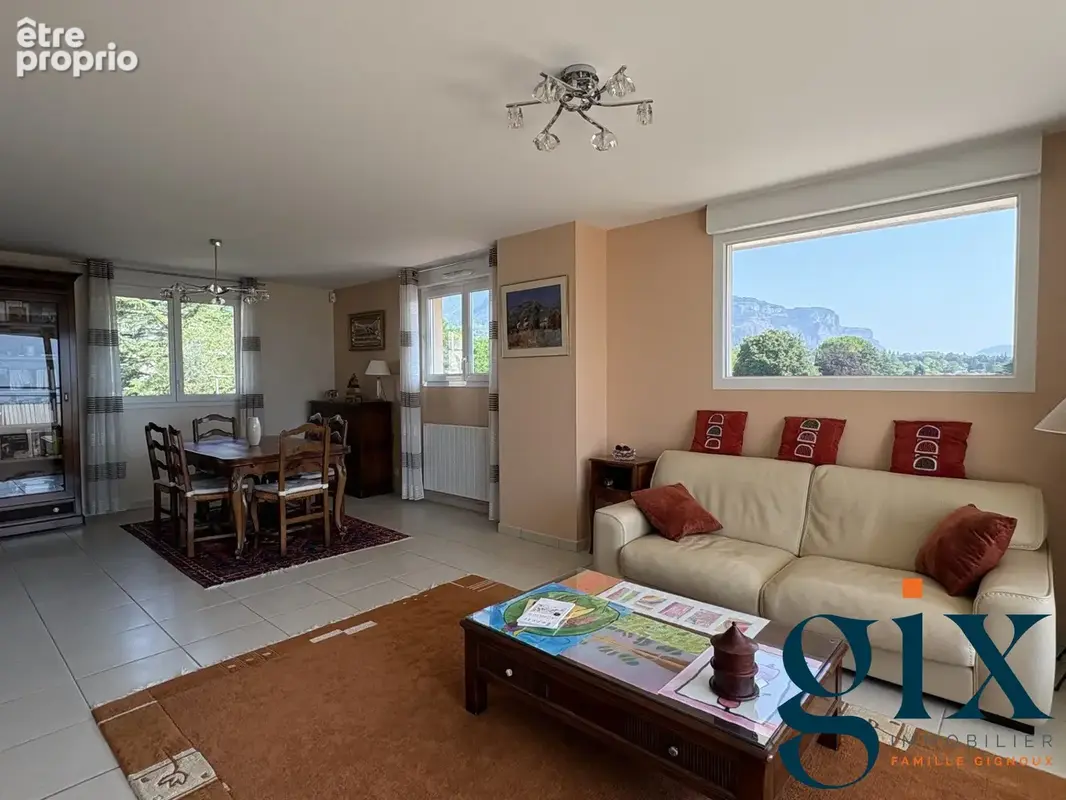Appartement 5 pièces 139 m² à vendre à Saint-Ismier (38330) - photo 2